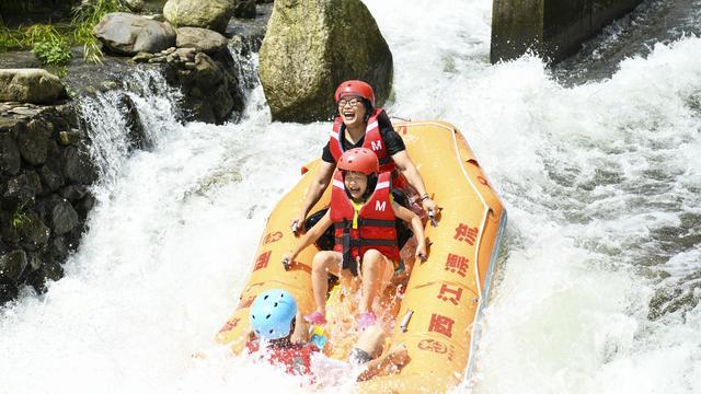九游娱乐：暑期旅游升温(图5)