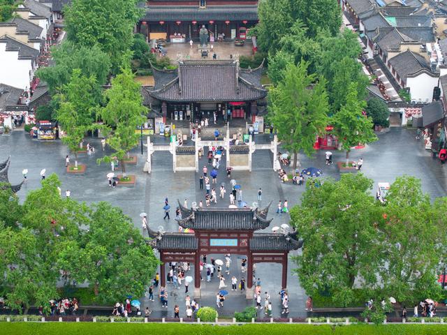 九游娱乐：暑期旅游升温(图11)