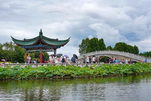 九游娱乐：暑期旅游升温(图17)