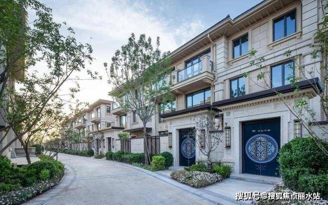 郑州SIC超级总部中心华润置地润府售楼处电话→首页网站(图3)