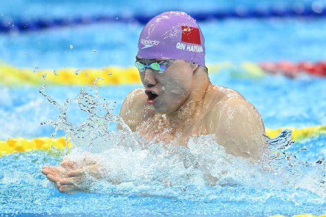 100米蛙泳仅第9位！覃海洋被爆大冷中国蛙王巴黎奥运低迷
