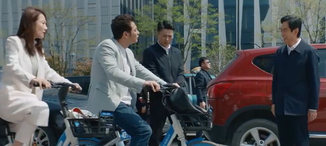 九游娱乐文化：同样是商战剧把《梦想城》和《赤热》一比差距一目了然(图10)