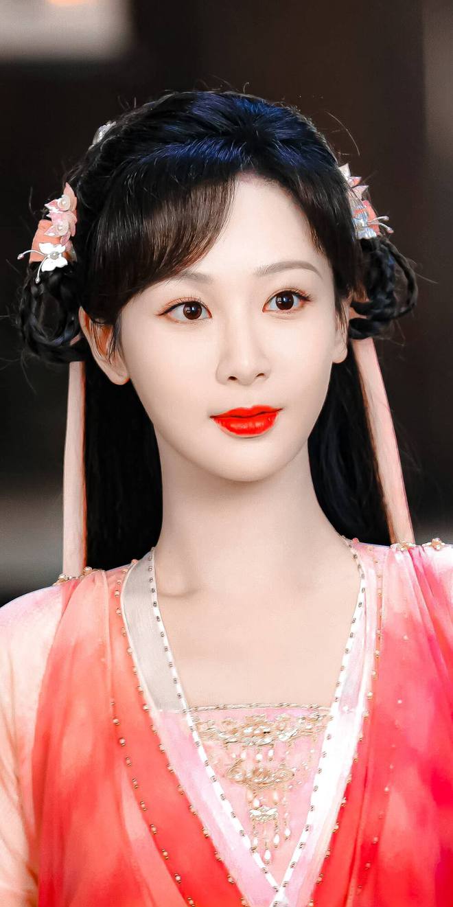 31岁杨紫《生命树》9月去可可西里？有500万保险男主角3选1！(图3)