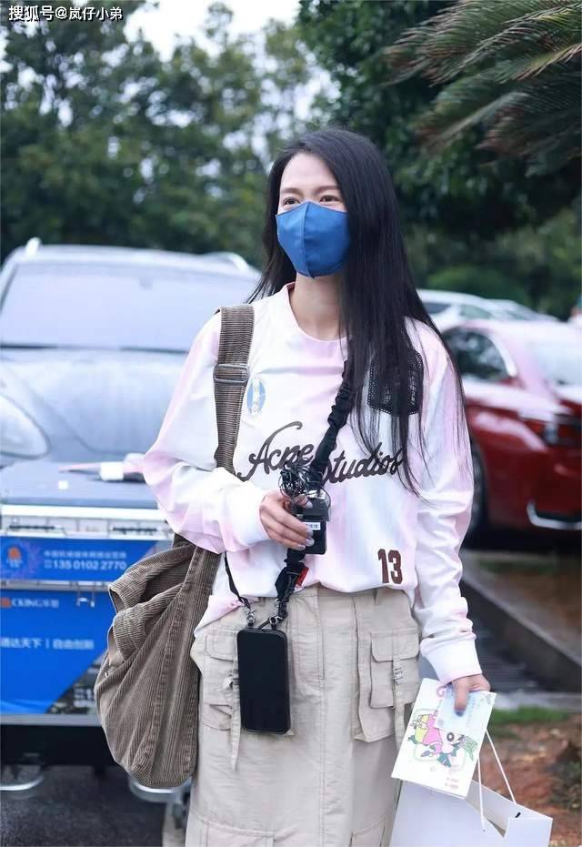 《歌手2024》继谭维维以外还有补位歌手凡希亚将挑战中文歌！(图2)