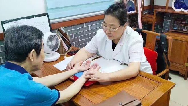 北京慈一堂中医杨丽医生简介及预约方式