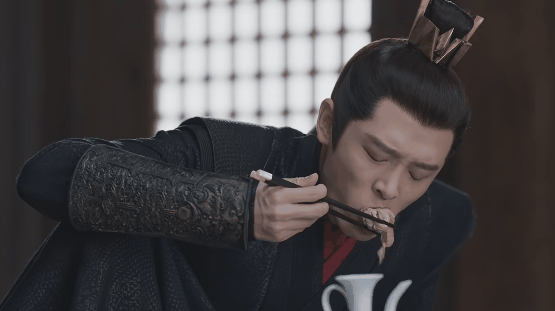 吃的线》大皇子吃肉扯下了戏混子的遮羞布(图5)