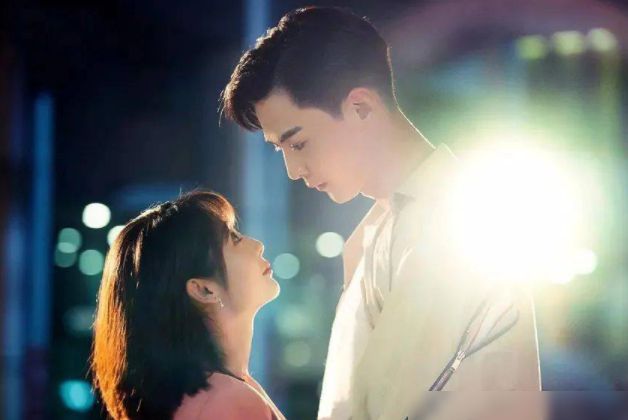 九游娱乐：当下“最火”热剧排行：《假日暖洋洋》仅第二榜首霸屏已久！