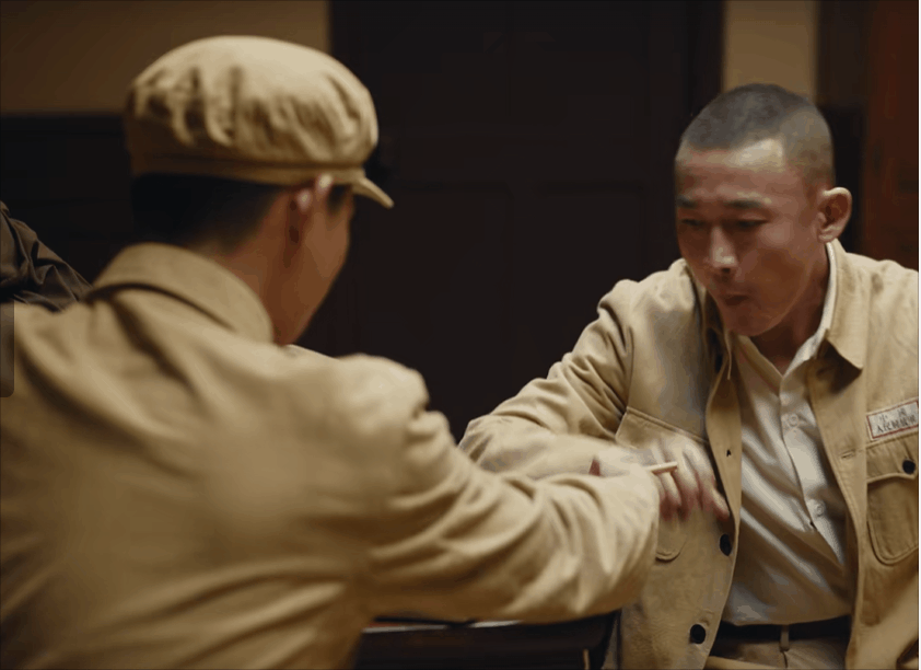 九游娱乐文化：不想吃别装！《暗夜与黎明》聂远一出手让观众看清假吃有多离谱(图10)