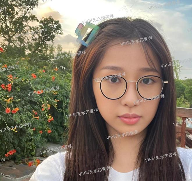 九游娱乐文化：深度分析内娱“四大普女”杨紫白鹿榜上有名生图精修差太多！(图5)