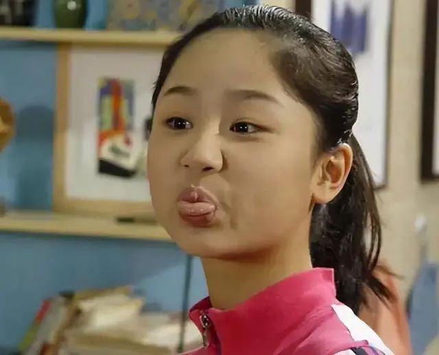 九游娱乐文化：深度分析内娱“四大普女”杨紫白鹿榜上有名生图精修差太多！(图7)