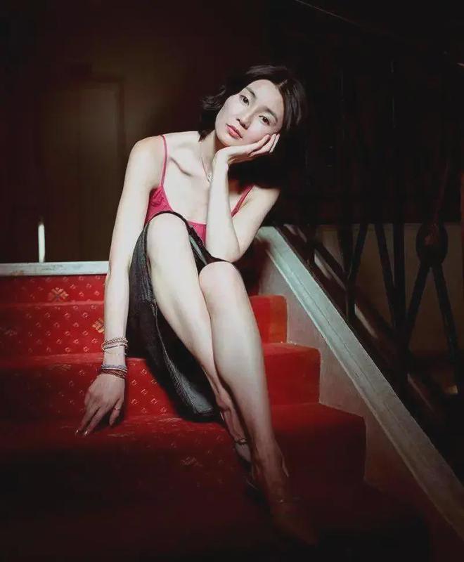 九游娱乐：梁朝伟传绯闻张曼玉罕见露面20年未育原因揭秘！(图13)