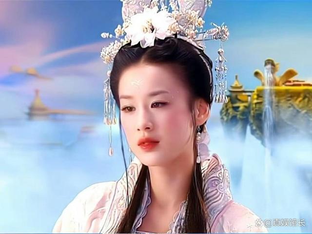 神颜！看了黄圣依和刘亦菲20年前的合影才懂杨子为何怒砸600万(图12)