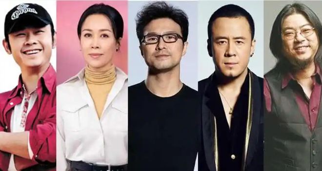 “摔倒事件”过去二十年后再看刀郎当初多狼狈如今多辉煌！(图3)