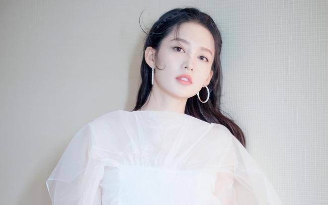 九游娱乐文化：2024114娱乐资讯：孟子义、李沁、张艺兴、侯明昊、沈月、白鹿(图2)