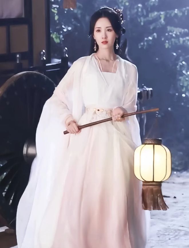 九游娱乐文化：近三年最火的10部国产剧：《繁花》第8《庆余年2》第2第一是？(图26)