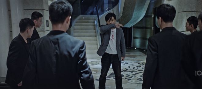 成本仅500万一上映就拿下榜单第一岳松抓到动作片王炸了？(图13)