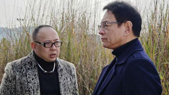 九游娱乐文化：疯狂的石头谢小盟不再坑爹人民的名义倚天屠龙记主演首聚网剧(图7)