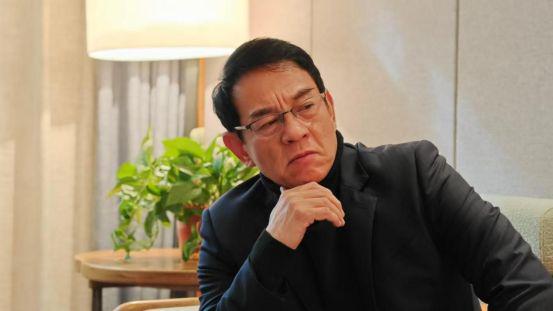 九游娱乐文化：疯狂的石头谢小盟不再坑爹人民的名义倚天屠龙记主演首聚网剧(图5)