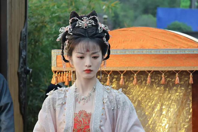 九游娱乐：正在热播的5部电视剧《线你在追哪一部？(图5)