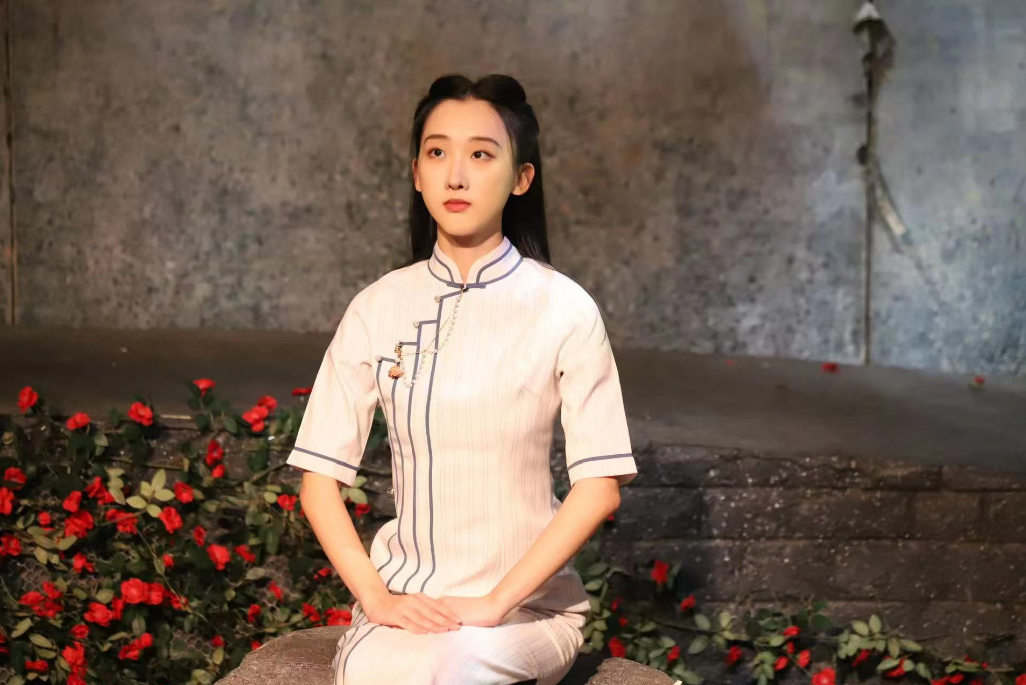 话剧《奋不顾身的爱情》超3000场演出创小剧场票房神话(图3)