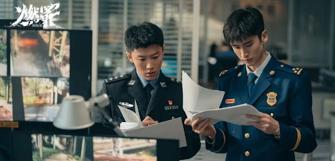 正在热播的五部电视剧《一本正经》排在第三你在追哪一部？