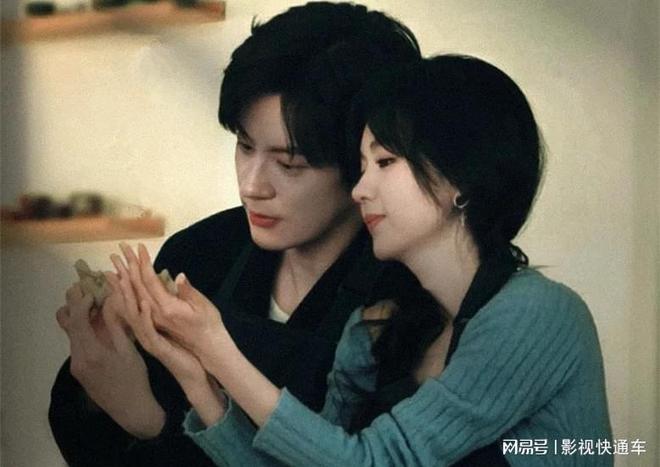 九游娱乐：首播将至！32集甜宠剧来袭双向暗恋+久别重逢男女主CP感拉满(图6)