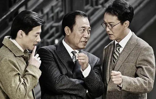 九游娱乐文化：《潜伏》将拍电影版经典再现荧幕(图5)