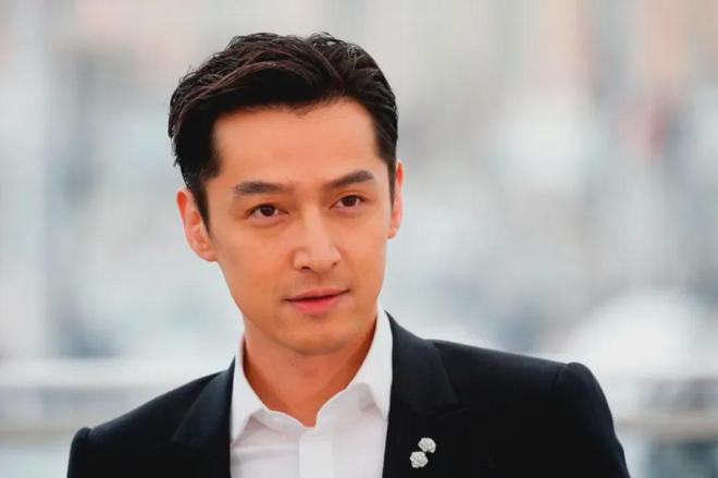 九游娱乐：最能“扛剧”的10位男演员于和伟第5雷佳音第2第1实至名归(图34)