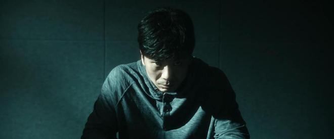 九游娱乐文化：开播怒冲飙升榜第一这是今年唯一一部让我熬夜狂追的国产刑侦剧(图4)