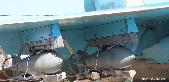 俄军猛攻红军城炮弹倾泻3000发FAB巨弹齐发震撼战场(图4)