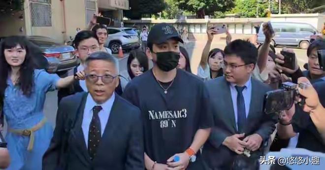 拔出萝卜带出泥又2名明星逃兵役被抓贾静雯回应现场曝光(图4)