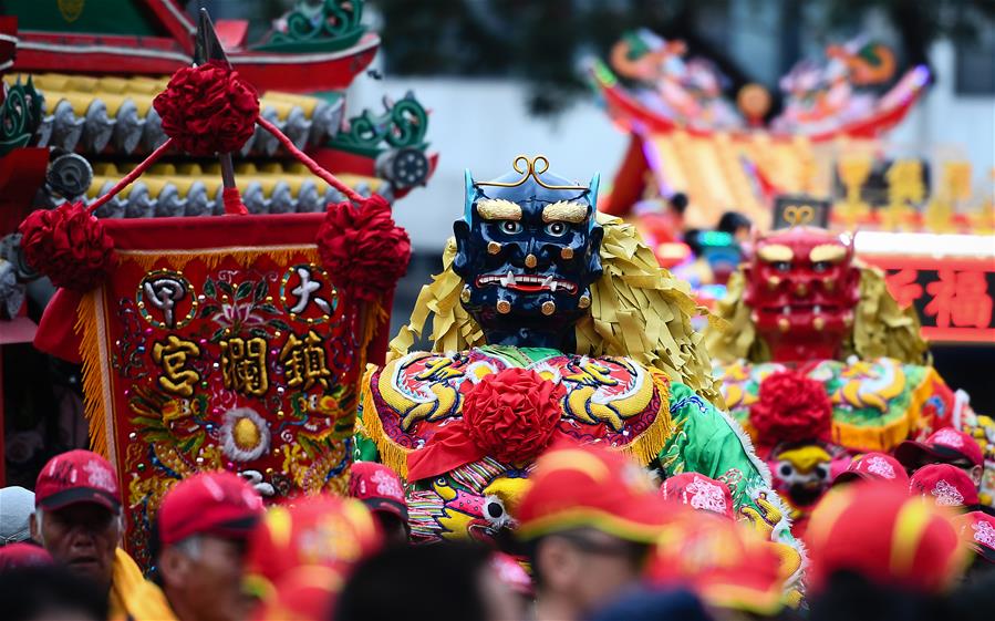 九游娱乐：科技新潮探索黄品汇黑科技产品给您带来不一样的体验-哈尔滨(图2)