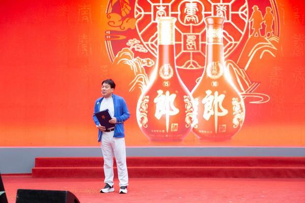 “经典正当红”！朱时茂为红花郎送上“老醇”祝福(图2)