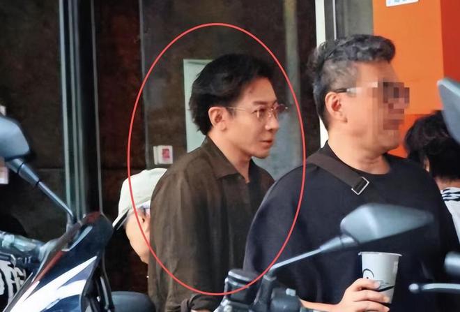 抗癌不到一年刘谦近况曝光“不良嗜好”已戒掉年底有新动向(图2)