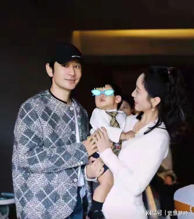 离婚4年再无交集互动黄晓明没想到前妻杨颖一个举动好感倍增(图5)