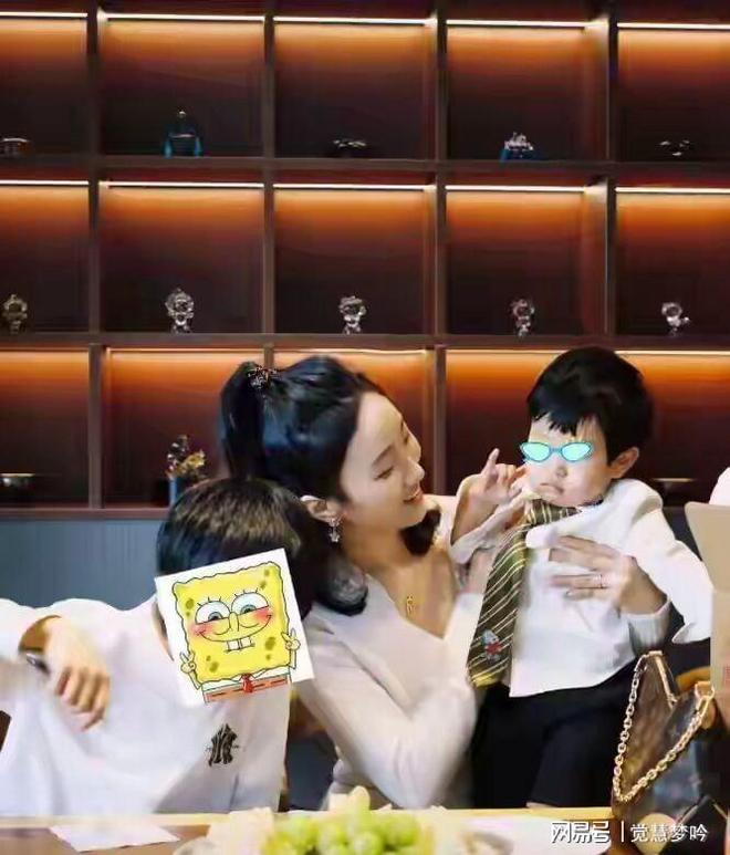 离婚4年再无交集互动黄晓明没想到前妻杨颖一个举动好感倍增(图4)