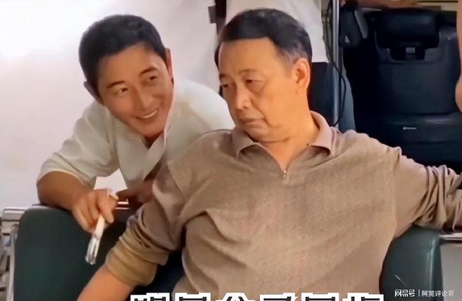 九游娱乐：1天2位明星家人离世最大95岁每月2万退休金一路走好！(图15)