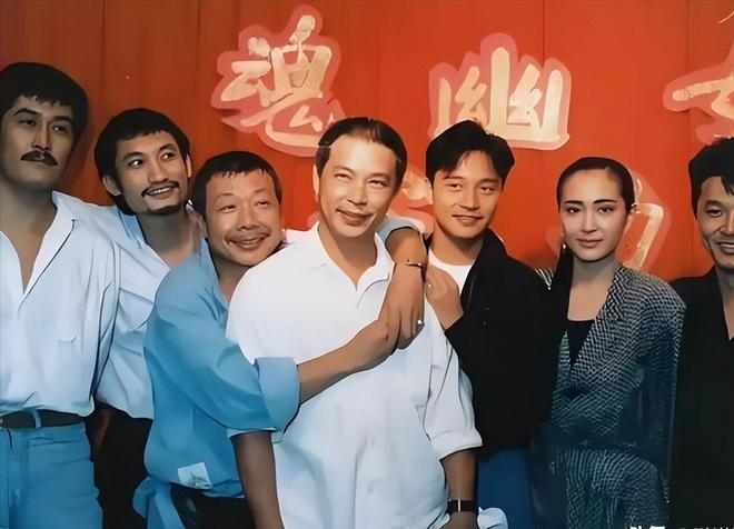 张嘉译深圳聚餐71岁林威烟不离手翁虹丰腴吸睛午马遗孀现身(图19)