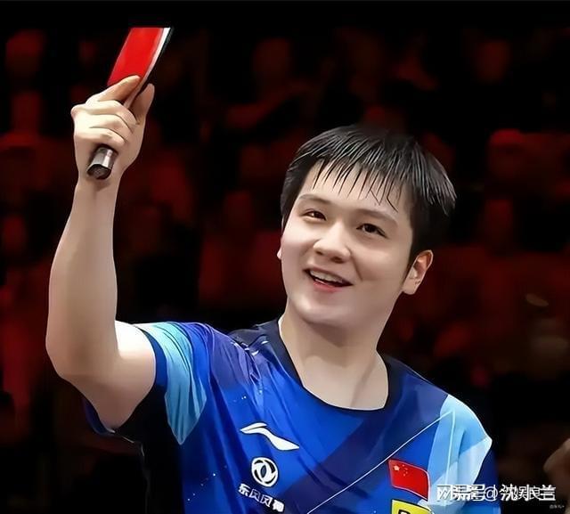 九游娱乐:雷军线W黄金球拍东哥乐得合不拢嘴