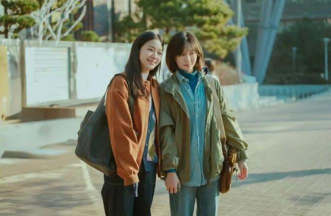 九游娱乐文化：最动人的女性电影立意与巧思何在？(图12)