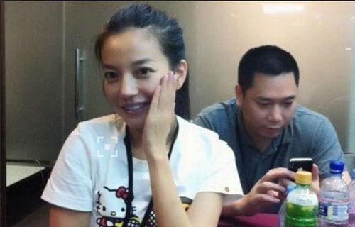 拔出萝卜带着泥！49岁赵薇现状曝光看来圈内封杀只是冰山一角(图6)