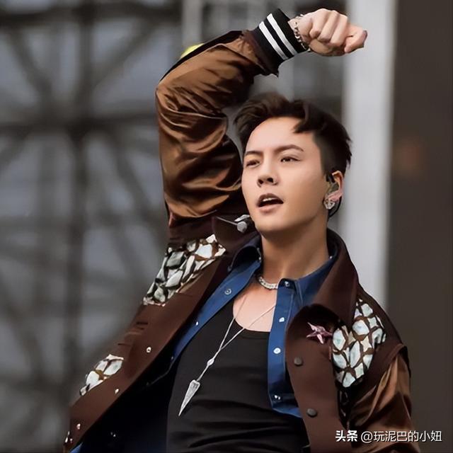 陈伟霆:和何穗在一起很多年孩子不是意外爱宠去世第二天儿子出生(图9)