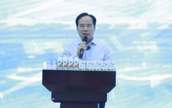 九游娱乐：这个六一伊利把牛奶知识“玩”明白了！首部乳业科普剧本杀上线(图2)