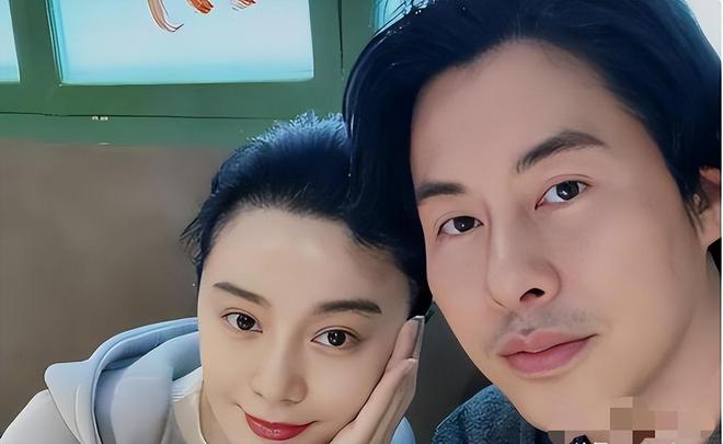 被封杀7年范冰冰身边亲密男人身份被扒已不离不弃20多年(图2)