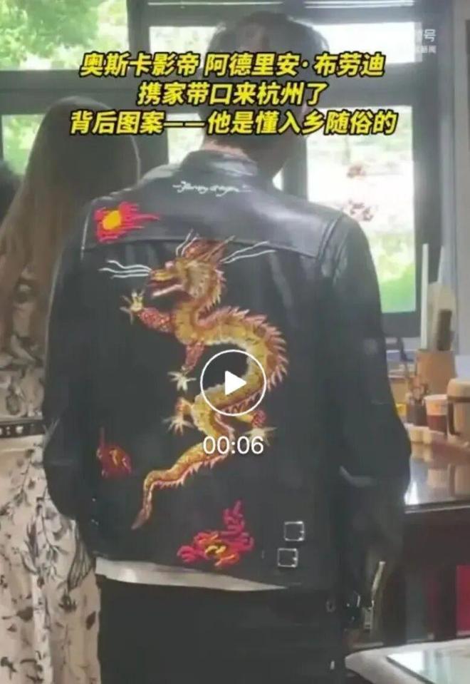 51岁顶级巨星近况曝光：二封奥斯卡影帝片酬不足25万靠卖画维持生计(图24)