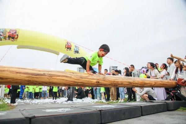 九游娱乐：“战马全能小将”赛事全面升级开启国庆青少年体育盛宴(图2)