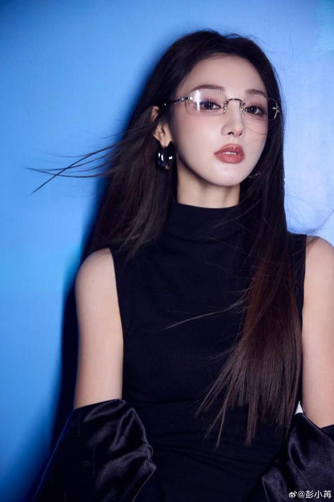 彭小苒男主运大爆发接连搭档流量男明星事业有望再攀高峰(图6)