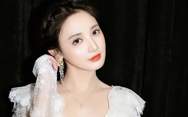 彭小苒男主运大爆发接连搭档流量男明星事业有望再攀高峰(图5)