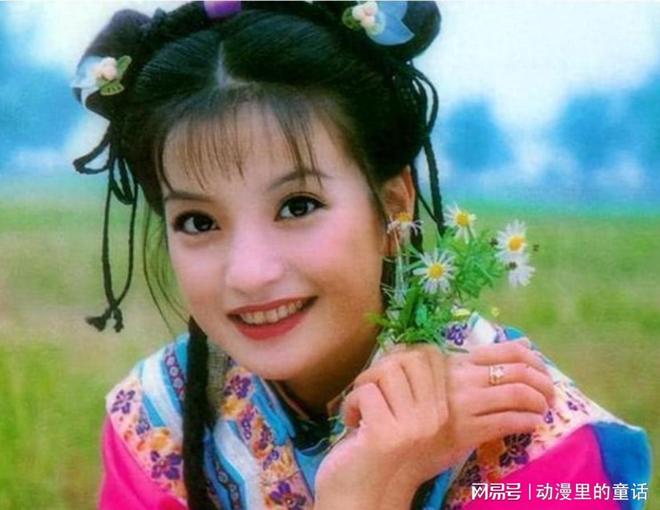 封杀四年49岁赵薇突传消息从巅峰到被封杀赵薇现在如何了？(图8)