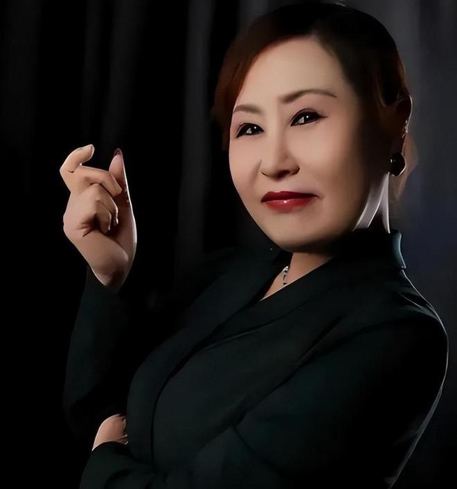 封杀4年49岁赵薇又有消息因胃癌去世传闻5个月前就真相大白(图3)